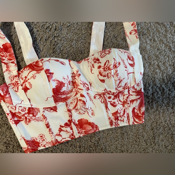 Fashion nova floral corset top. Size M - Picture 6 of 7